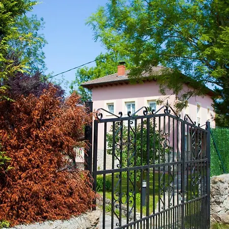 بيت للعطل Mercedes