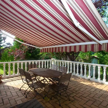 بيت للعطل Mercedes *