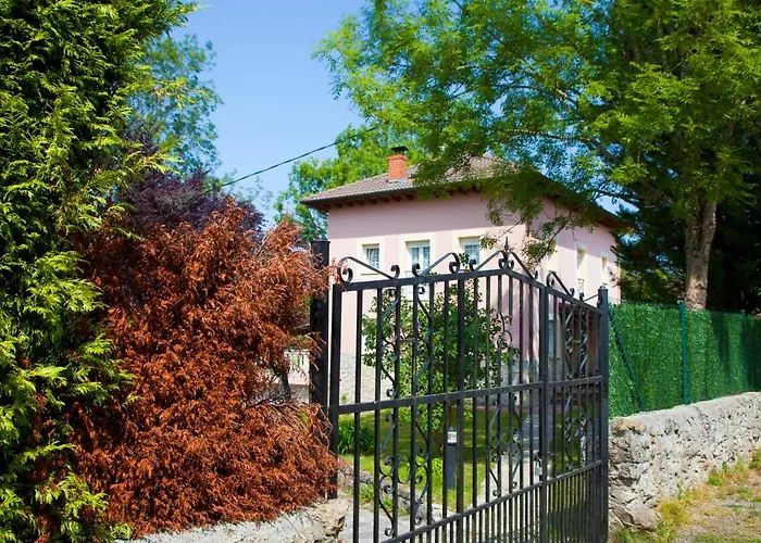 Holiday home Mercedes